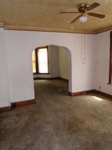 11934 S Lowe Ave, Chicago, IL 60628 photo 10