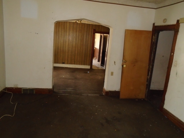 11934 S Lowe Ave, Chicago, IL 60628 photo 18