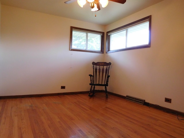 342 E Hilton Ave, Addison, IL 60101 photo 5