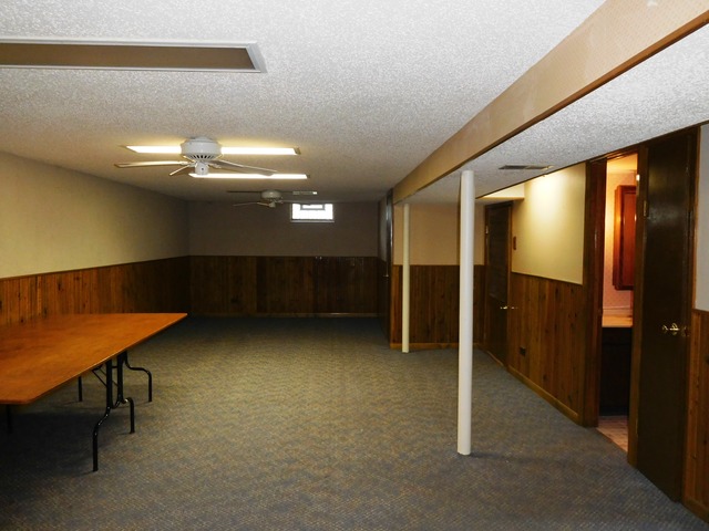 342 E Hilton Ave, Addison, IL 60101 photo 11