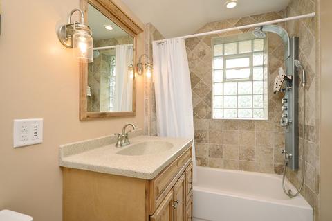 804 E Central Rd, Mount Prospect, IL 60056 photo 18