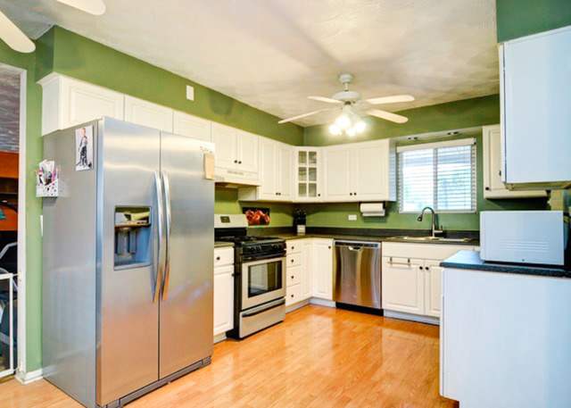 440 Olive St, Hoffman Estates, IL 60169 photo 10