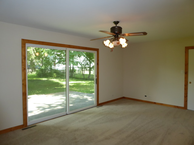 1314 Lowe Dr, Algonquin, IL 60102 photo 5
