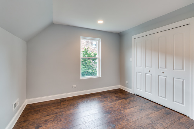 2819 E 76th St, Chicago, IL 60649 photo 15