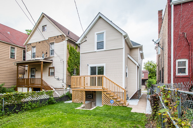 2819 E 76th St, Chicago, IL 60649 photo 20
