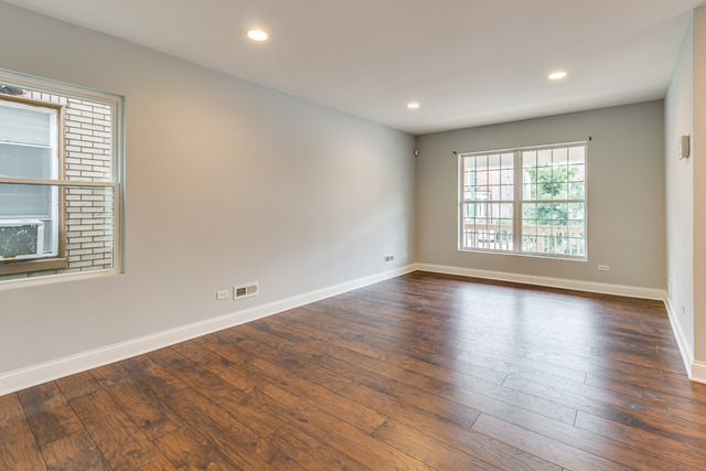 2819 E 76th St, Chicago, IL 60649 photo 6