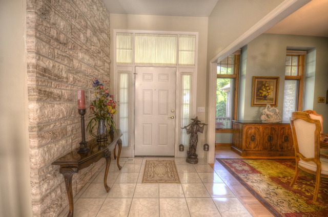 1003 Eagle, Mchenry, IL 60050 photo 4