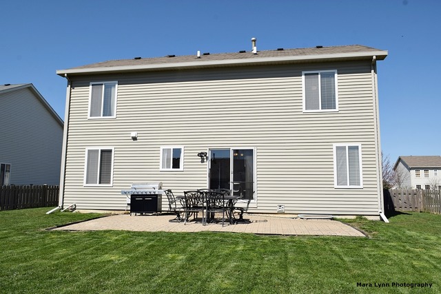 539 Ramsden Rd, Plano, IL 60545 photo 2