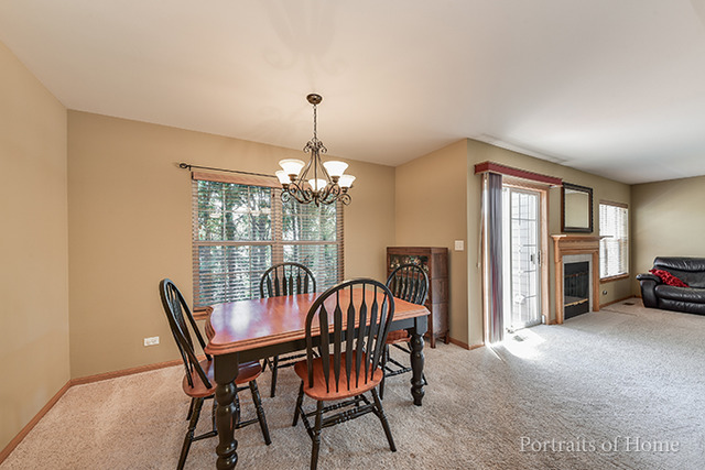 2270 Foxmoor Ln, Aurora, IL 60502 photo 5