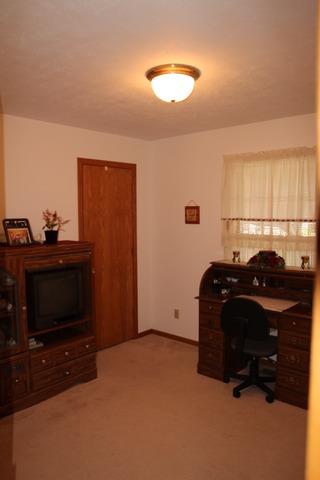 1023 W Perry St, Belvidere, IL 61008 photo 13