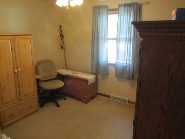 1104 Bittersweet Dr, Plano, IL 60545 photo 12