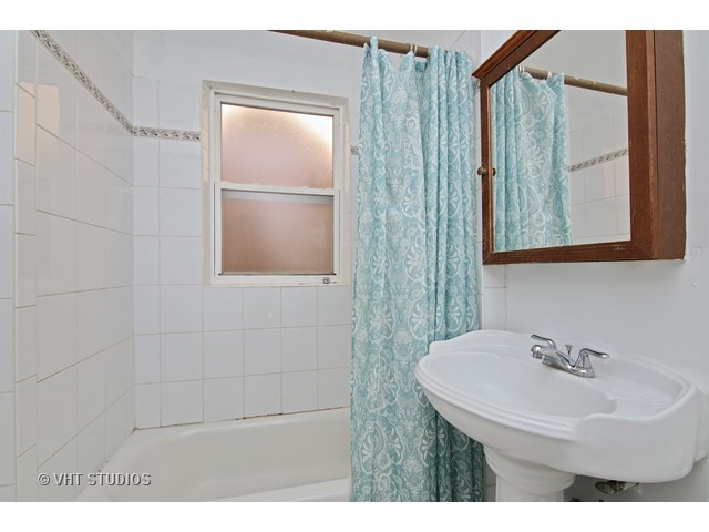 1269 Washington St, Des Plaines, IL 60016 photo 9