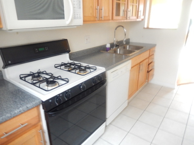 1940 E 72nd Pl #2B, Chicago, IL 60649 photo 7