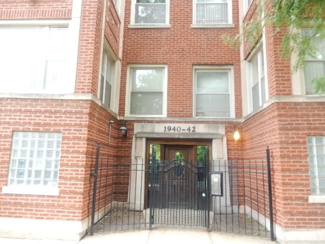 1940 E 72nd Pl #2B, Chicago, IL 60649 photo 2