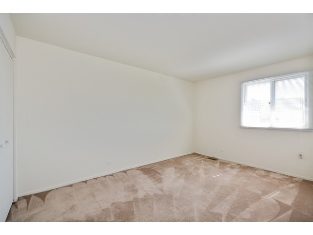 871 Queenswood Ct, Wheaton, IL 60189 photo 10