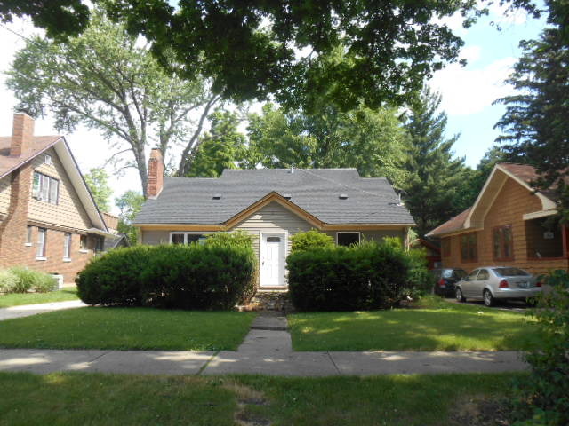 450 Oak St, Elgin, IL 60123 photo 1