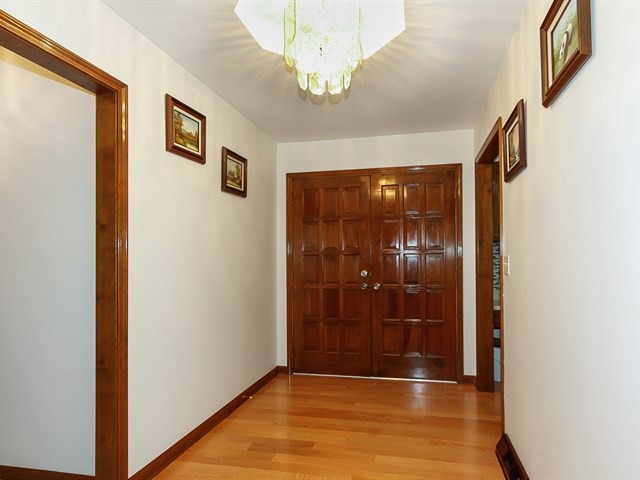 1815 Kevin Ave, Elgin, IL 60123 photo 3