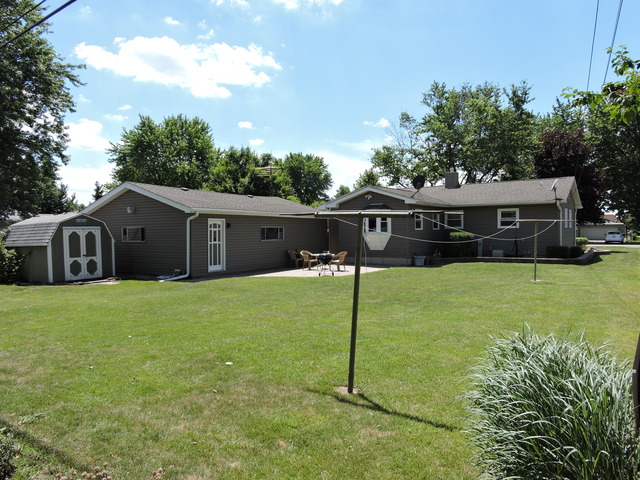 15625 S Benson Ave, Plainfield, IL 60544 photo 2