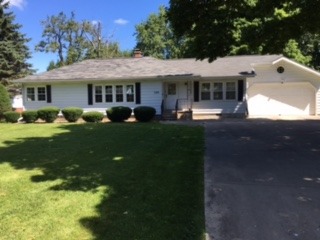 709 E Franklin St, Paxton, IL 60957 photo 1