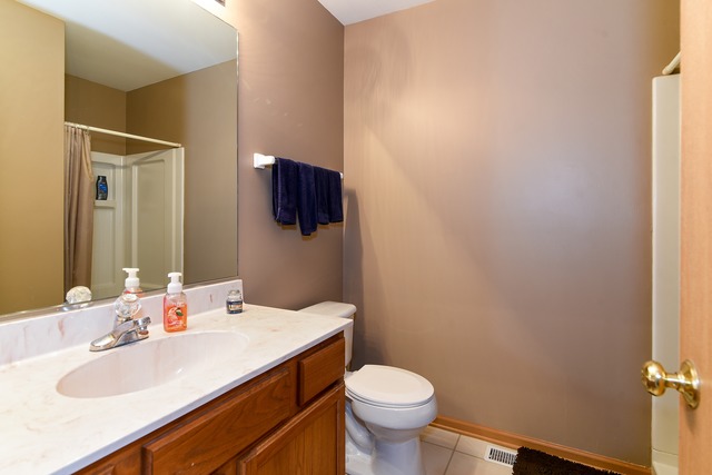 1904 S Austrian Pine St, Lockport, IL 60441 photo 13