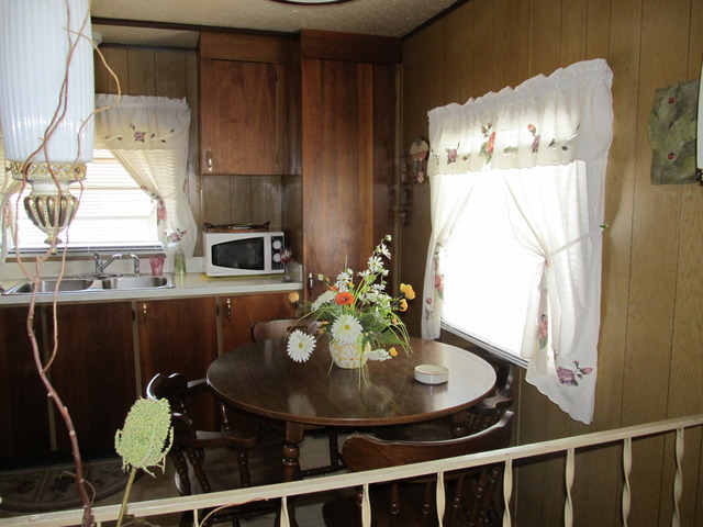 2836 4th St, Peru, IL 61354 photo 9