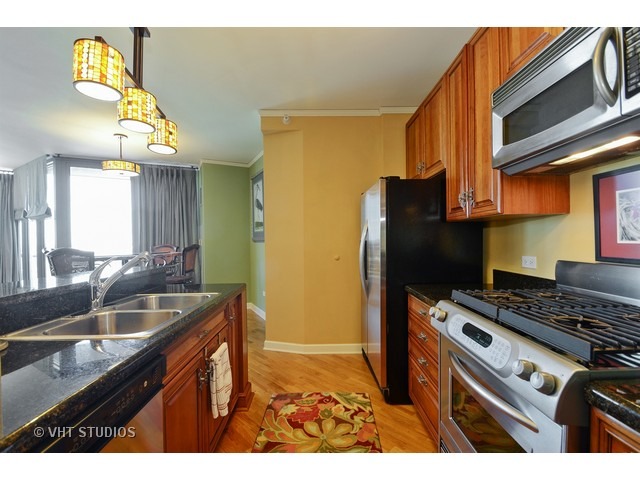 420 E Waterside Dr #613, Chicago, IL 60601 photo 7