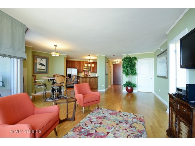 420 E Waterside Dr #613, Chicago, IL 60601 photo 6