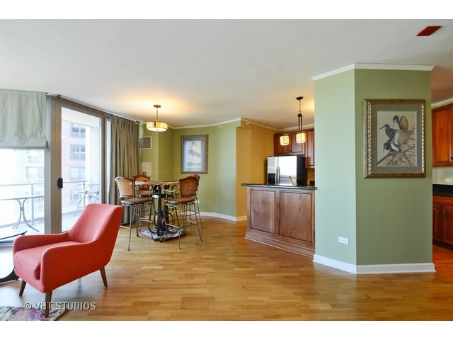 420 E Waterside Dr #613, Chicago, IL 60601 photo 8