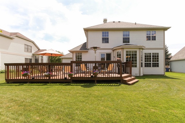 263 Shawnee Cir, Bartlett, IL 60103 photo 18