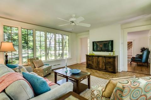 360 E Westminster Rd, Lake Forest, IL 60045 photo 6