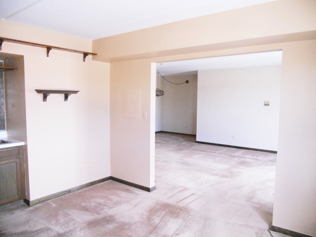 5402 Chateau Dr #3, Rolling Meadows, IL 60008 photo 5