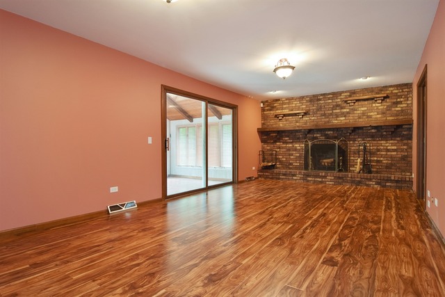 38 W445 Arrowmaker Pass, Elgin, IL 60124 photo 4