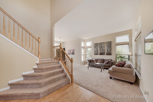 2714 Stonebridge Dr, Plainfield, IL 60586 photo 3