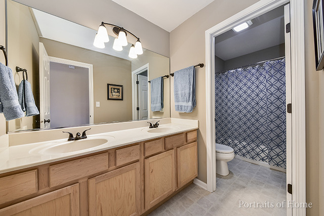 2714 Stonebridge Dr, Plainfield, IL 60586 photo 15