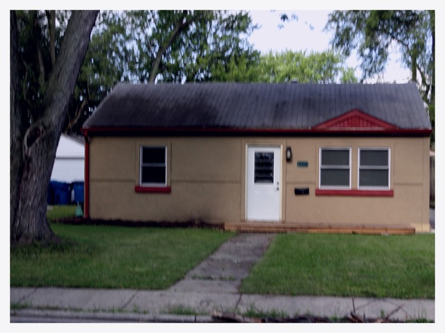 713 Webster Circle North E, Kankakee, IL 60901 photo 1