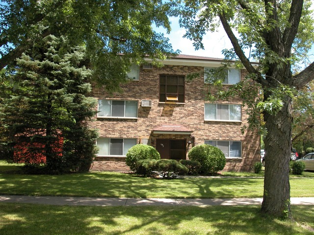 287 7th St, Wheeling, IL 60090 photo 1
