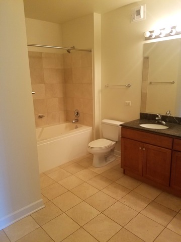 450 E Waterside Dr #1504, Chicago, IL 60601 photo 8