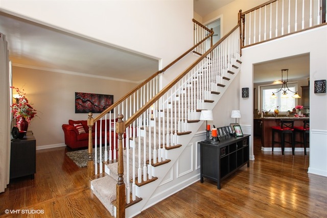 26506 Silverleaf Dr, Plainfield, IL 60585 photo 2