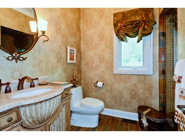 23 W306 Hampton Cir, Naperville, IL 60540 photo 19
