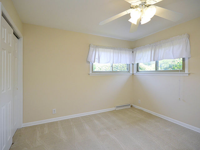 245 Washington Rd, Glenview, IL 60025 photo 9