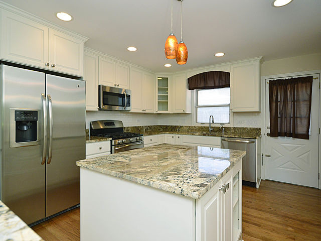 245 Washington Rd, Glenview, IL 60025 photo 6