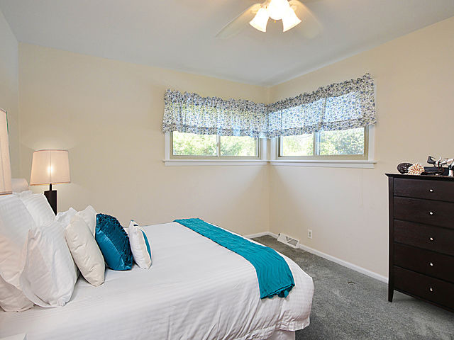 245 Washington Rd, Glenview, IL 60025 photo 8