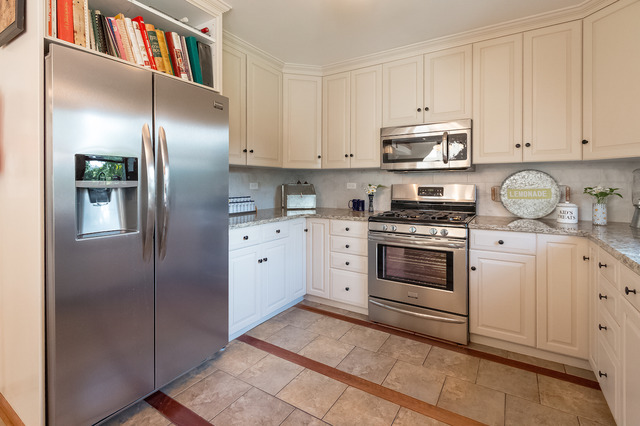 14622 S Naperville Rd, Plainfield, IL 60544 photo 4