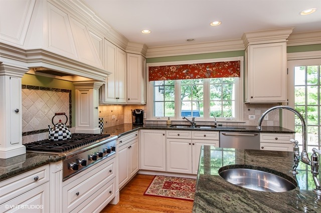 2804 Independence Ave, Glenview, IL 60026 photo 4