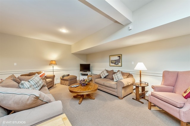 2804 Independence Ave, Glenview, IL 60026 photo 12