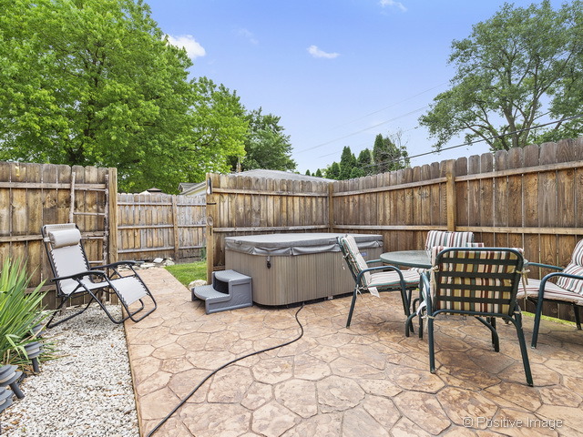 1120 Wakeman Ave, Wheaton, IL 60187 photo 17