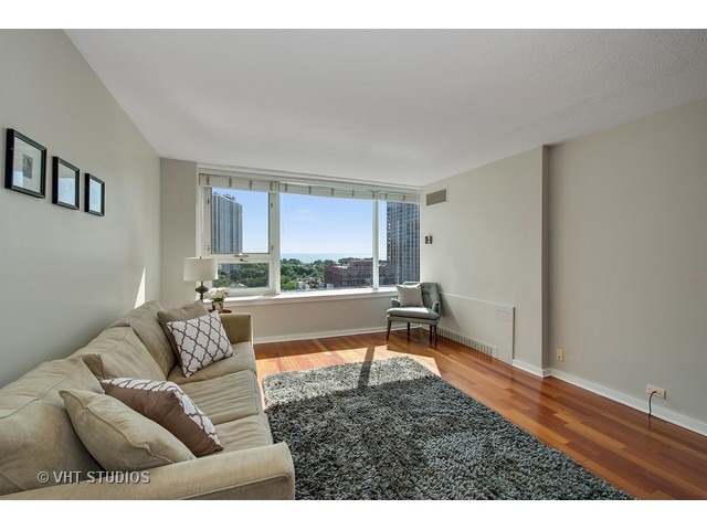 2728 N Hampden Ct #1305, Chicago, IL 60614 photo 3