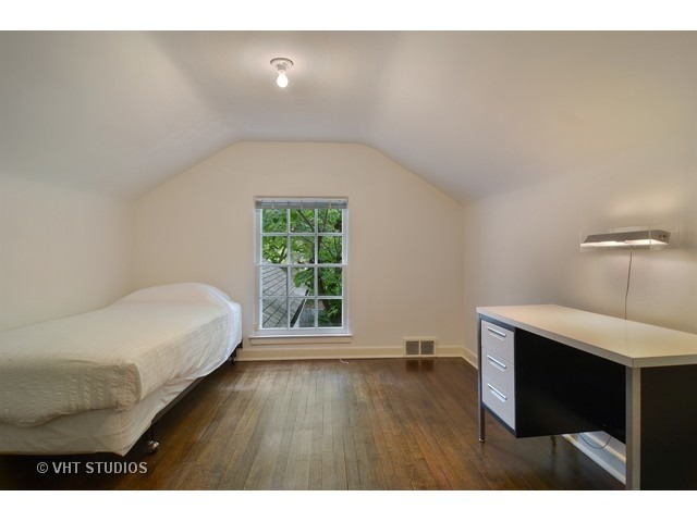 830 Normandy Ln, Glenview, IL 60025 photo 22