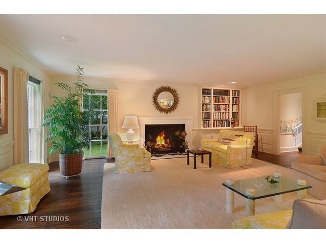 830 Normandy Ln, Glenview, IL 60025 photo 5