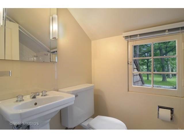 830 Normandy Ln, Glenview, IL 60025 photo 21